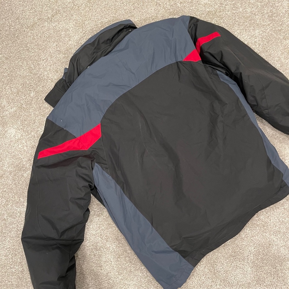 CHAMPION WINTER COAT - Picture 3 of 3